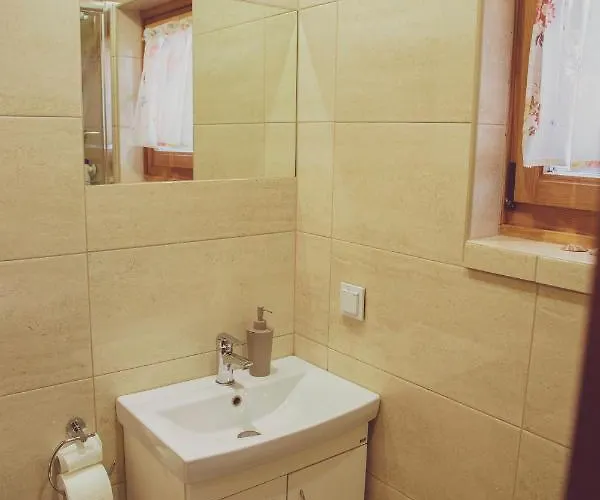 Hotel Agroturystyka Zwierzyniec Pierwszy Opatow (Klobuck)